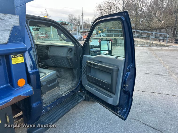 image for item FC5222 2012 Ford F450 XL Super Duty dump truck