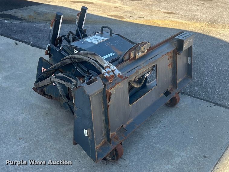 image for item FC5224 2012 Bobcat 18PLA skid steer cold planer