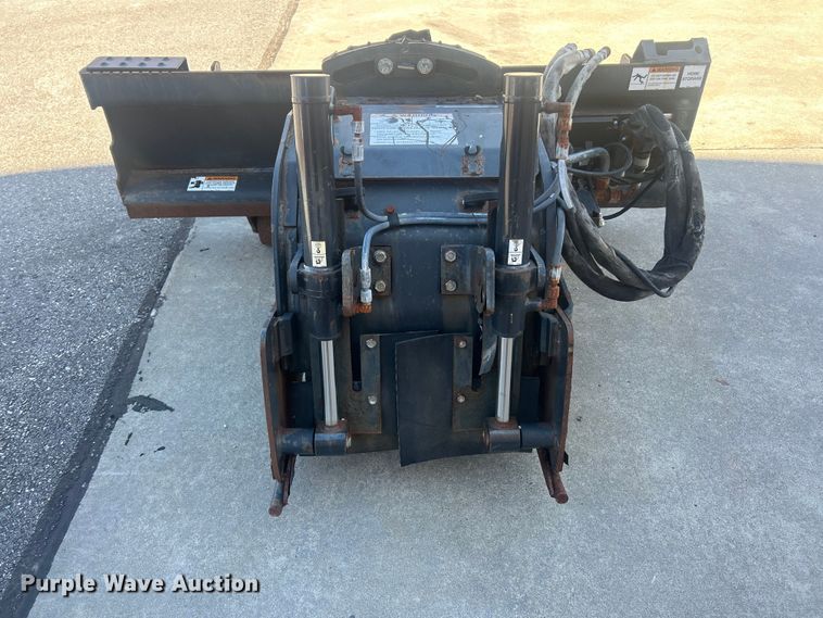 image for item FC5224 2012 Bobcat 18PLA skid steer cold planer