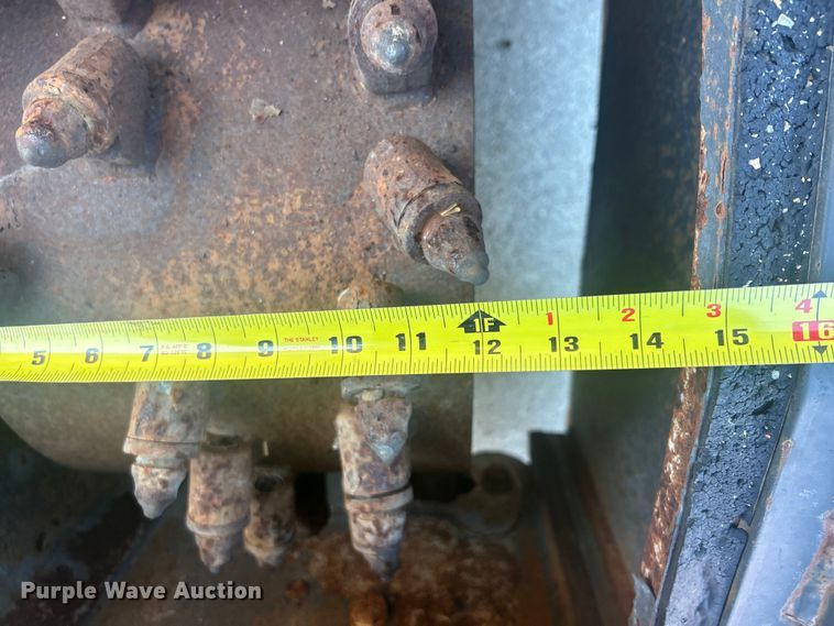 image for item FC5224 2012 Bobcat 18PLA skid steer cold planer