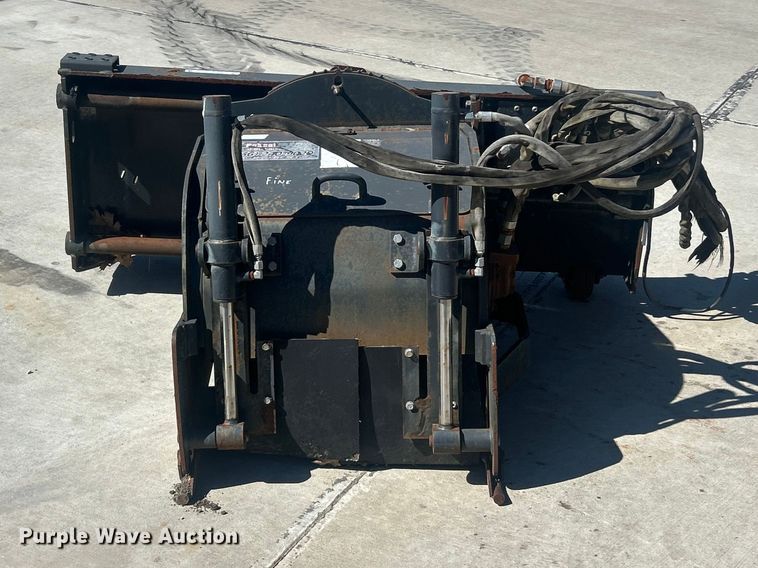 image for item FC5226 Bobcat 24 HYD PLANER skid steer cold planer