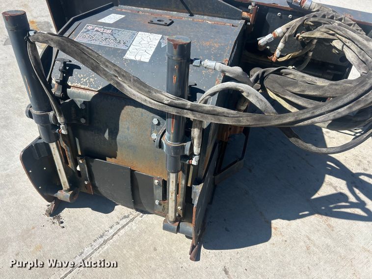 image for item FC5226 Bobcat 24 HYD PLANER skid steer cold planer