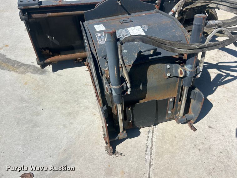 image for item FC5226 Bobcat 24 HYD PLANER skid steer cold planer