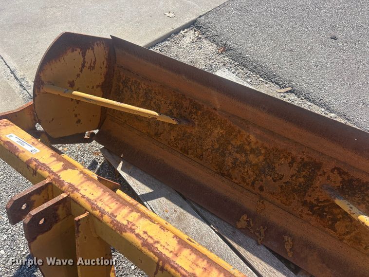 image for item FC5227 1997 Woods R1060 box blade