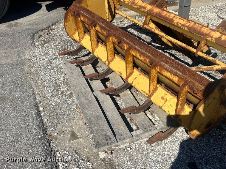 image for item FC5227 1997 Woods R1060 box blade