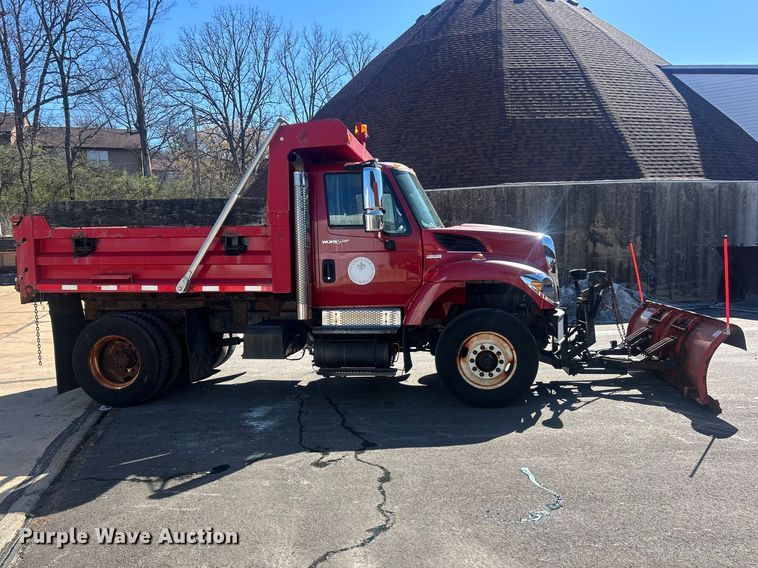 image for item FC5228 2010 International WorkStar 7400 dump truck