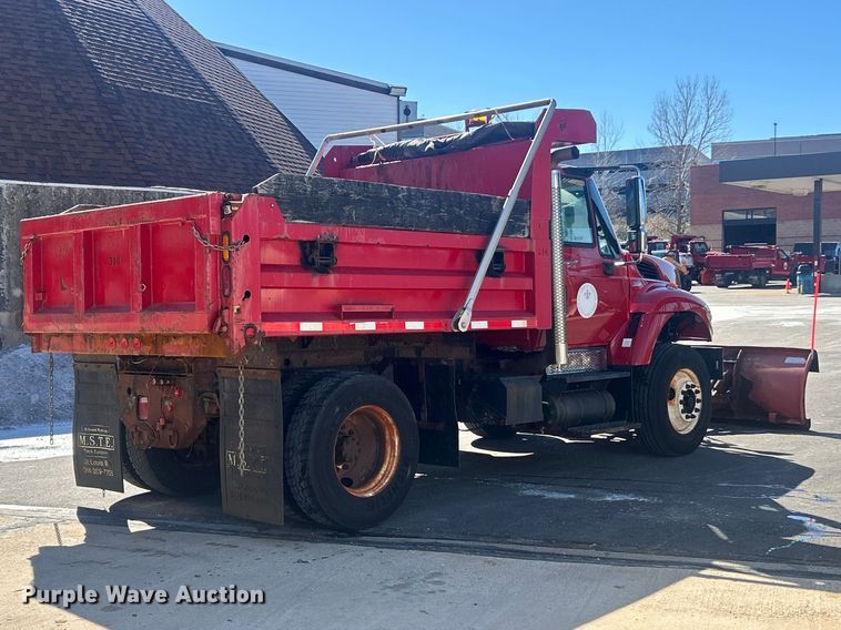 image for item FC5228 2010 International WorkStar 7400 dump truck