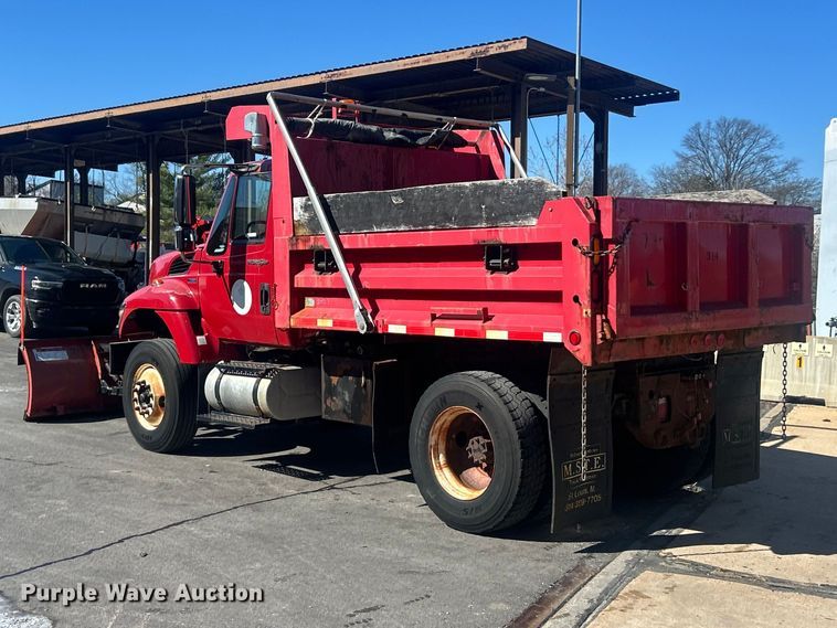 image for item FC5228 2010 International WorkStar 7400 dump truck