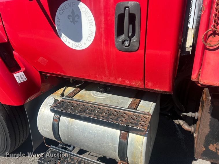 image for item FC5228 2010 International WorkStar 7400 dump truck