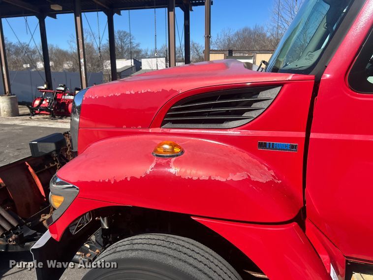 image for item FC5228 2010 International WorkStar 7400 dump truck