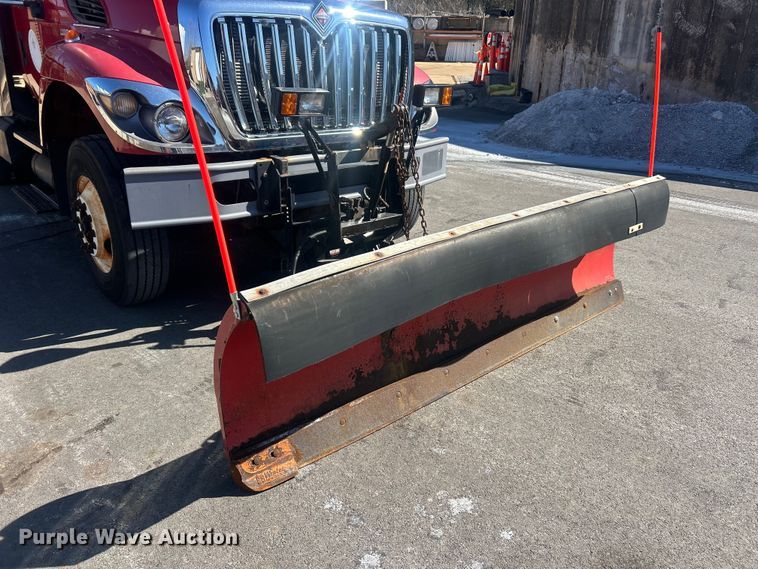 image for item FC5228 2010 International WorkStar 7400 dump truck