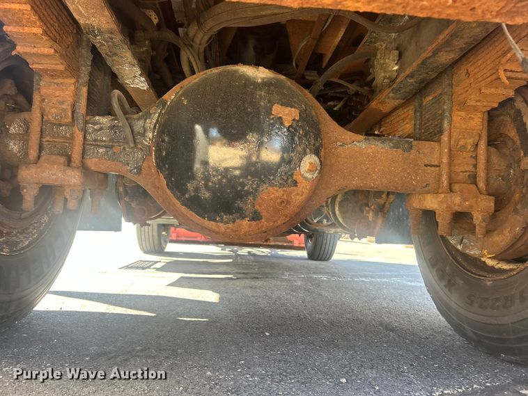 image for item FC5228 2010 International WorkStar 7400 dump truck