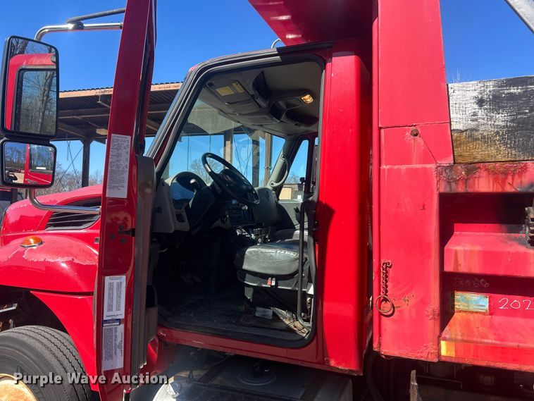 image for item FC5228 2010 International WorkStar 7400 dump truck