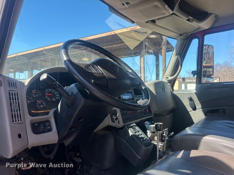 image for item FC5228 2010 International WorkStar 7400 dump truck