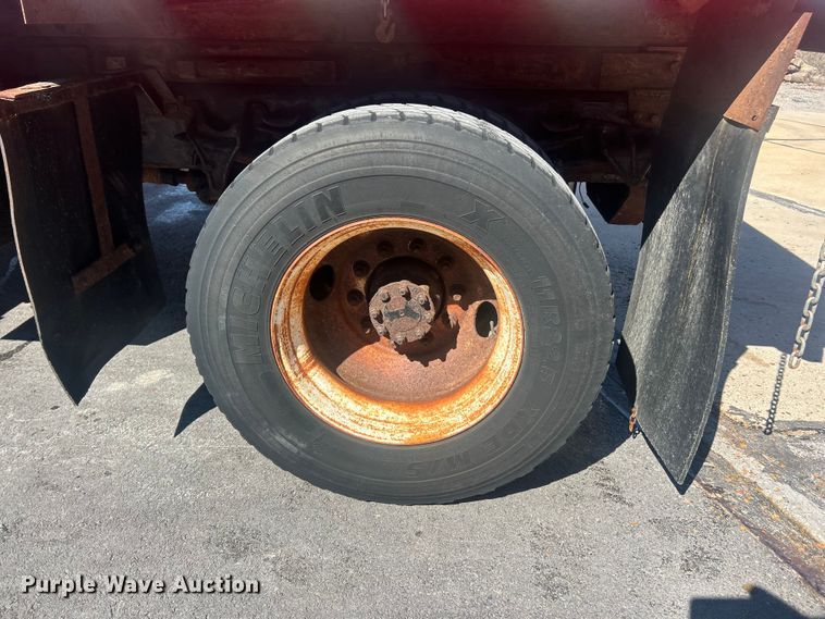 image for item FC5228 2010 International WorkStar 7400 dump truck