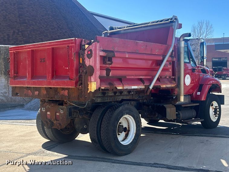 image for item FC5229 2011 International WorkStar 7300 dump truck