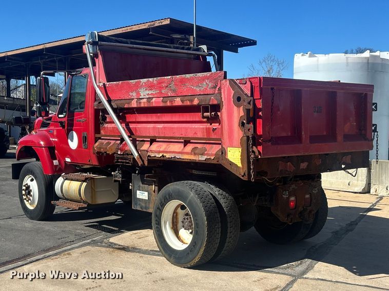 image for item FC5229 2011 International WorkStar 7300 dump truck