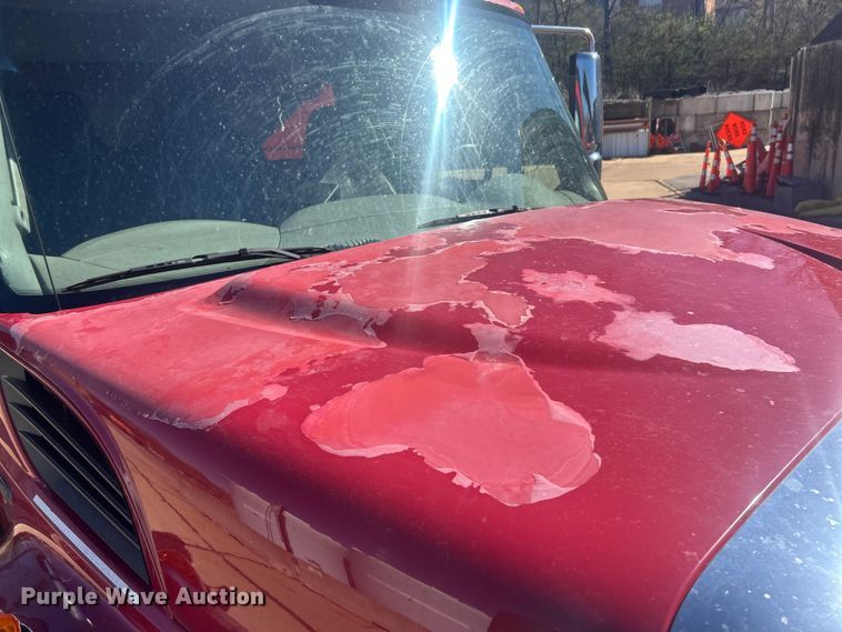 image for item FC5229 2011 International WorkStar 7300 dump truck