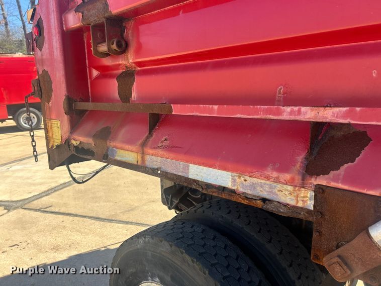 image for item FC5229 2011 International WorkStar 7300 dump truck