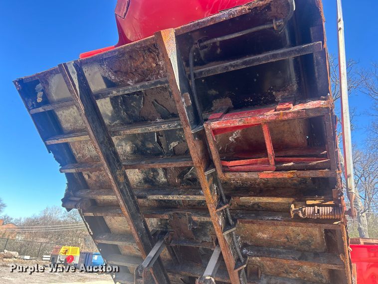 image for item FC5229 2011 International WorkStar 7300 dump truck