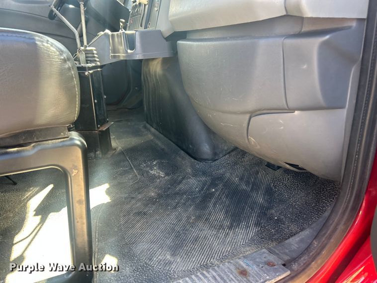 image for item FC5229 2011 International WorkStar 7300 dump truck