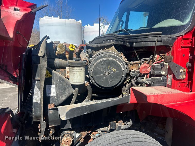 image for item FC5229 2011 International WorkStar 7300 dump truck