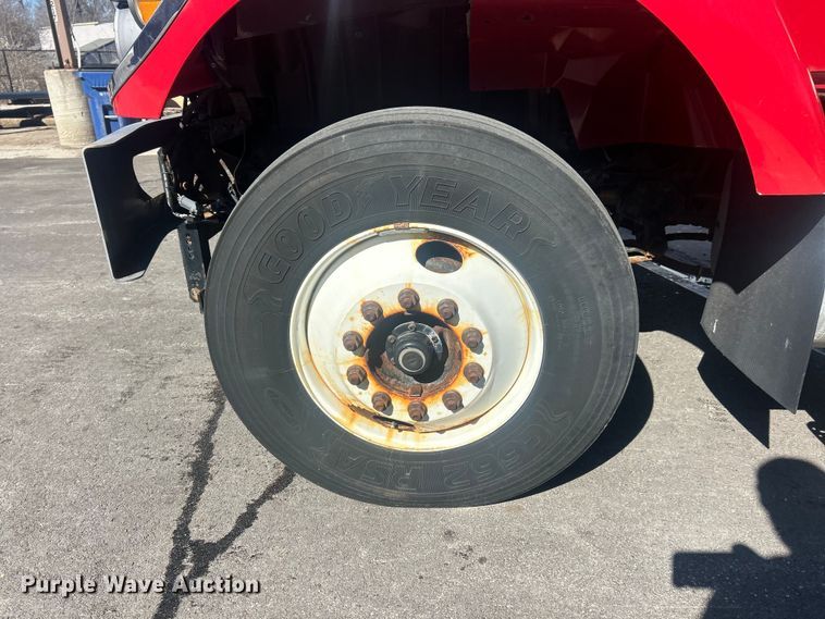 image for item FC5229 2011 International WorkStar 7300 dump truck