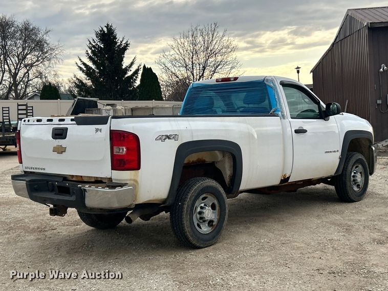 image for item FC5234 2007 Chevrolet Silverado 2500HD pickup truck