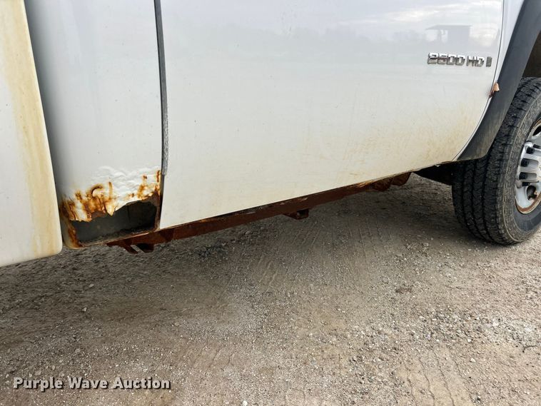 image for item FC5234 2007 Chevrolet Silverado 2500HD pickup truck