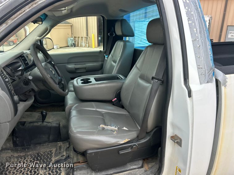 image for item FC5234 2007 Chevrolet Silverado 2500HD pickup truck