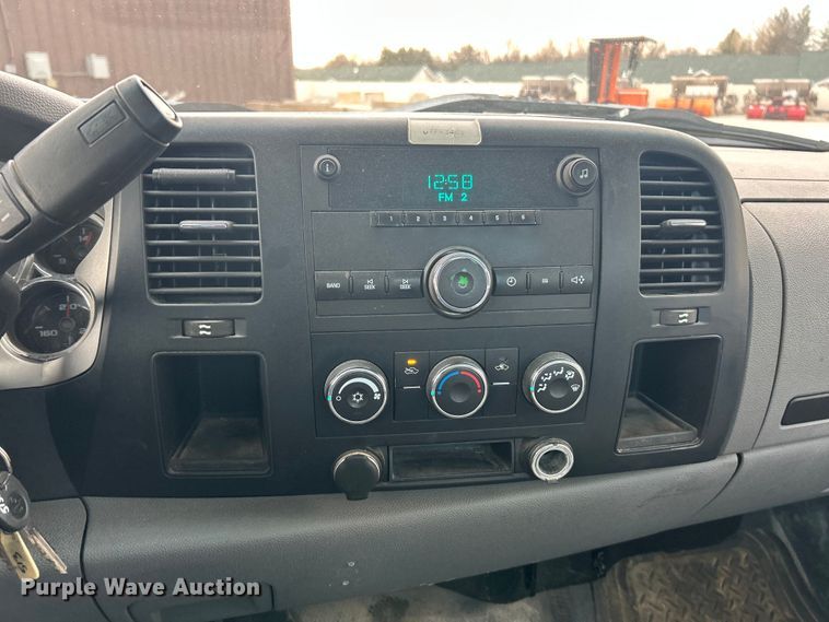 image for item FC5234 2007 Chevrolet Silverado 2500HD pickup truck