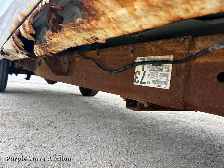 image for item FC5236 2005 Chevrolet Silverado 2500HD Crew Cab pickup truck