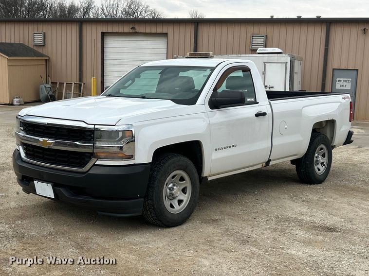 image for item FC5238 2016 Chevrolet Silverado 1500 pickup truck