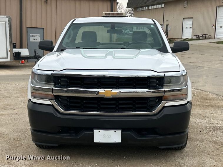 image for item FC5238 2016 Chevrolet Silverado 1500 pickup truck