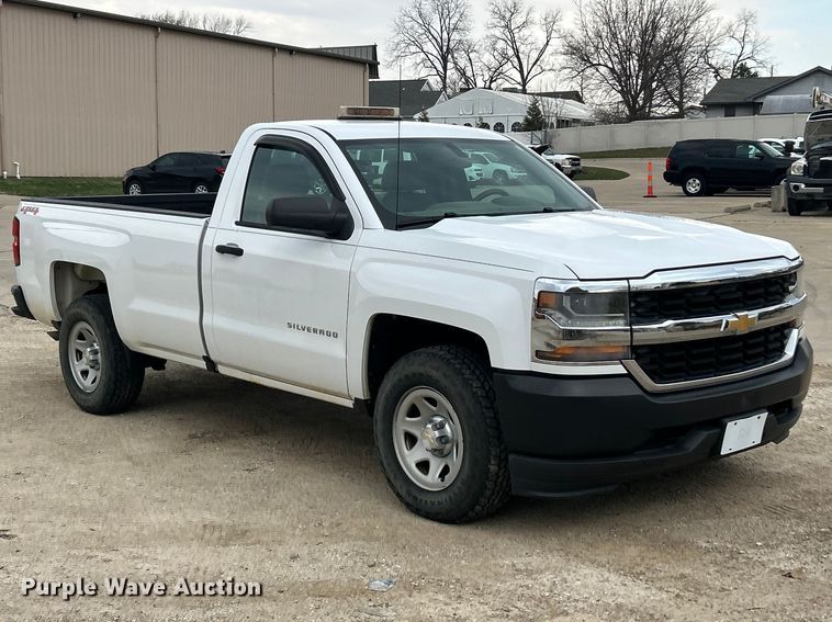 image for item FC5238 2016 Chevrolet Silverado 1500 pickup truck