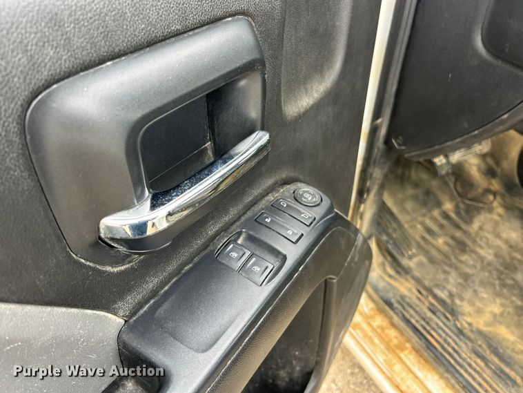 image for item FC5238 2016 Chevrolet Silverado 1500 pickup truck