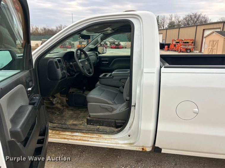 image for item FC5238 2016 Chevrolet Silverado 1500 pickup truck