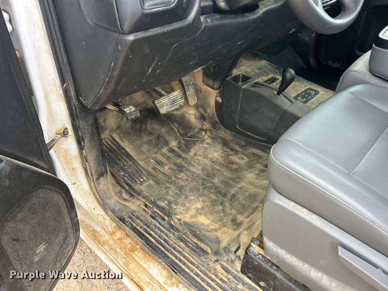 image for item FC5238 2016 Chevrolet Silverado 1500 pickup truck