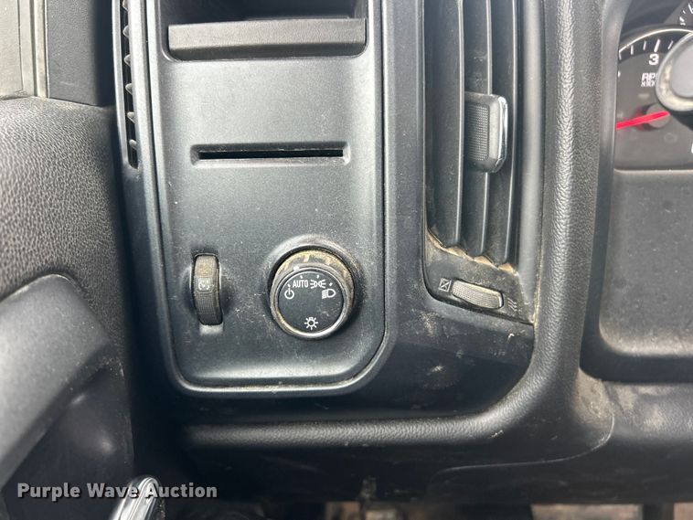 image for item FC5238 2016 Chevrolet Silverado 1500 pickup truck