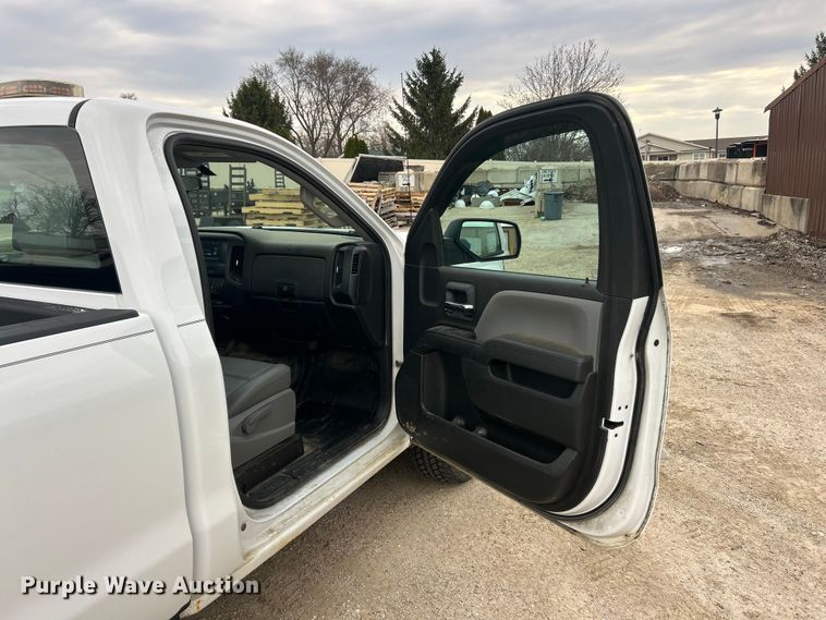 image for item FC5238 2016 Chevrolet Silverado 1500 pickup truck