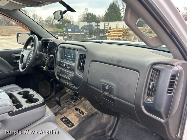 image for item FC5238 2016 Chevrolet Silverado 1500 pickup truck