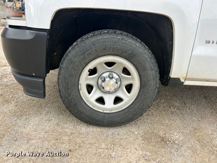 image for item FC5238 2016 Chevrolet Silverado 1500 pickup truck