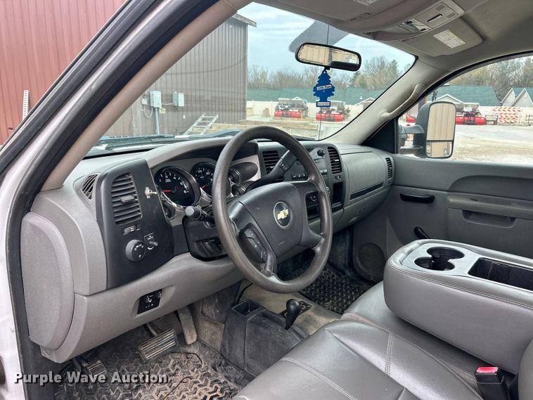 image for item FC5240 2014 Chevrolet Silverado 2500HD pickup truck