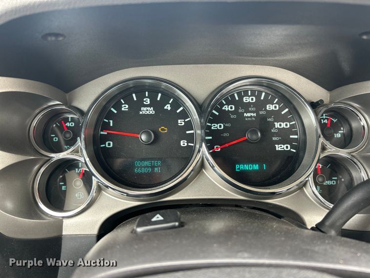 image for item FC5240 2014 Chevrolet Silverado 2500HD pickup truck