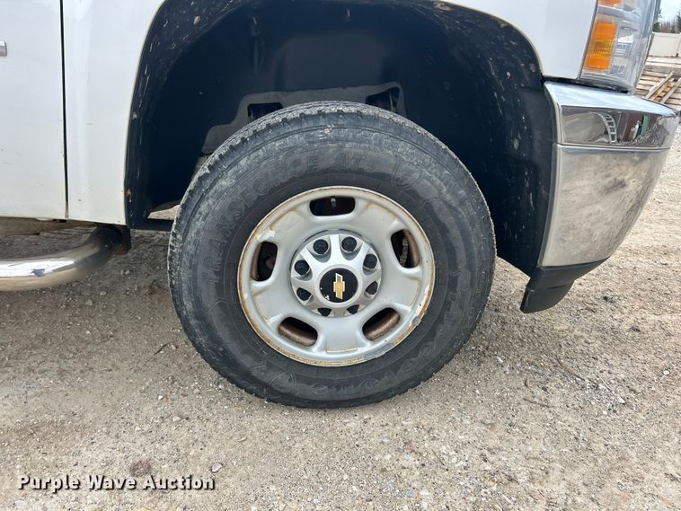 image for item FC5240 2014 Chevrolet Silverado 2500HD pickup truck