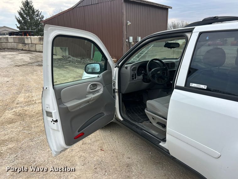 image for item FC5243 2008 Chevrolet Trailblazer  SUV