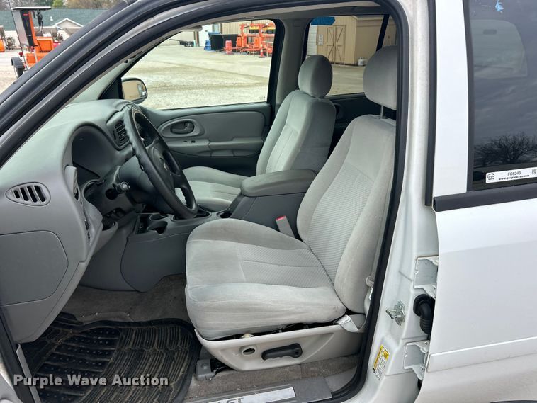 image for item FC5243 2008 Chevrolet Trailblazer  SUV