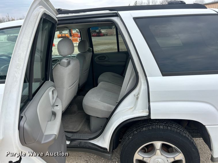 image for item FC5243 2008 Chevrolet Trailblazer  SUV