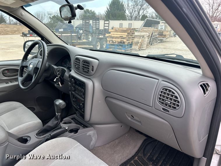 image for item FC5243 2008 Chevrolet Trailblazer  SUV