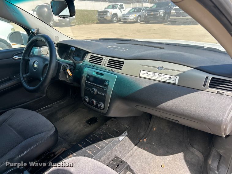 image for item FC5245 2011 Chevrolet Impala Police Cruiser 